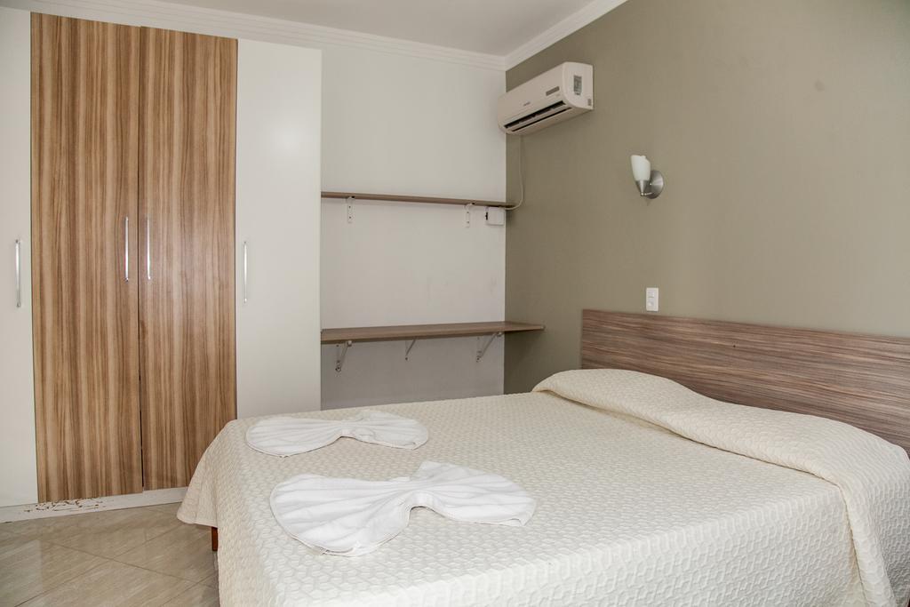 Residencial Ilha Dourada Hotel Governador Celso Ramos Cameră foto